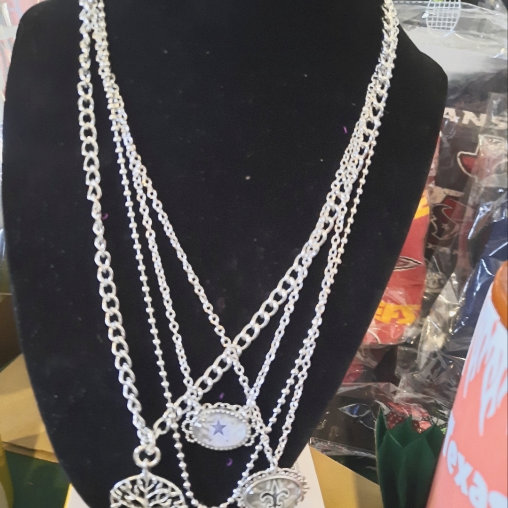 Necklaces Football teams.
